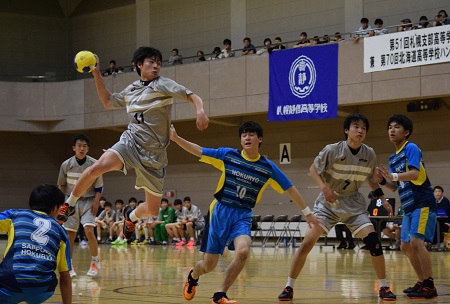 ハンドボール部春季に続き優勝！２年連続全道大会男女アベック出場。