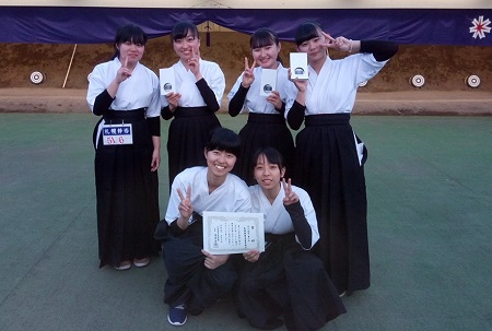 ２年連続 北海道弓道大会女子団体準優勝！